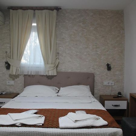 Masal Hotel アダラー エクステリア 写真